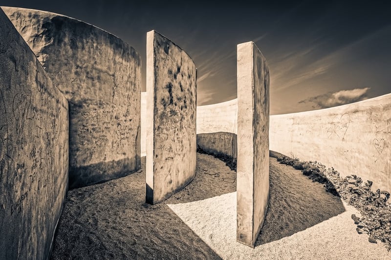 Mystifying Labyrinths